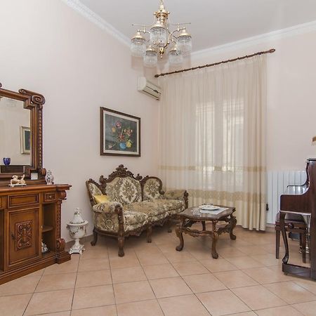 B&B Il Giardino Dei Mandarini โมดิกา ภายนอก รูปภาพ