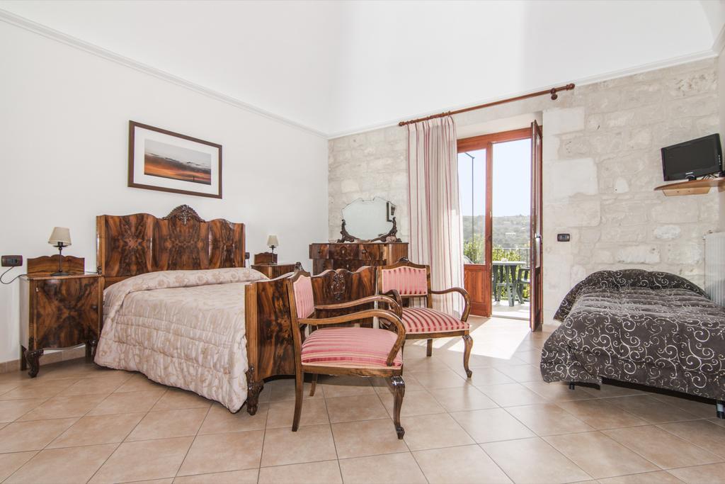 B&B Il Giardino Dei Mandarini โมดิกา ภายนอก รูปภาพ