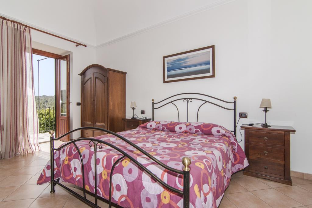 B&B Il Giardino Dei Mandarini โมดิกา ภายนอก รูปภาพ